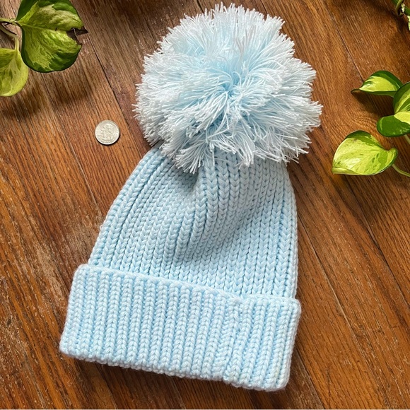 Steve Madden NWOT Oversized Beanie + Scarf Set - Picture 2 of 6